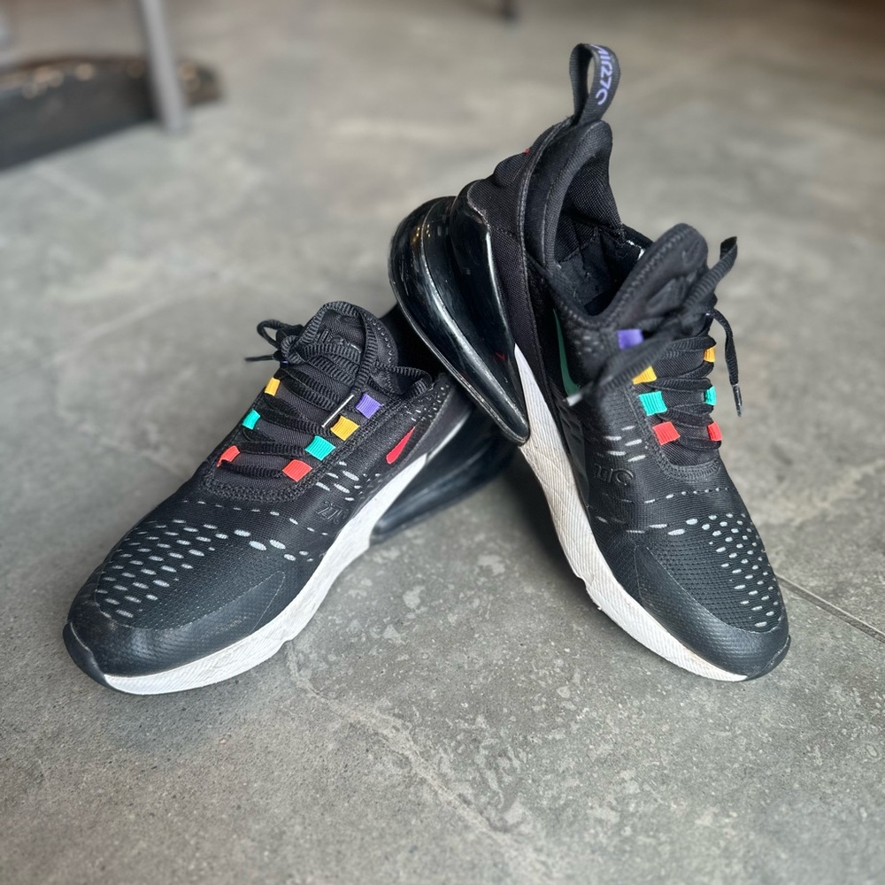 Nike Black Sneakers